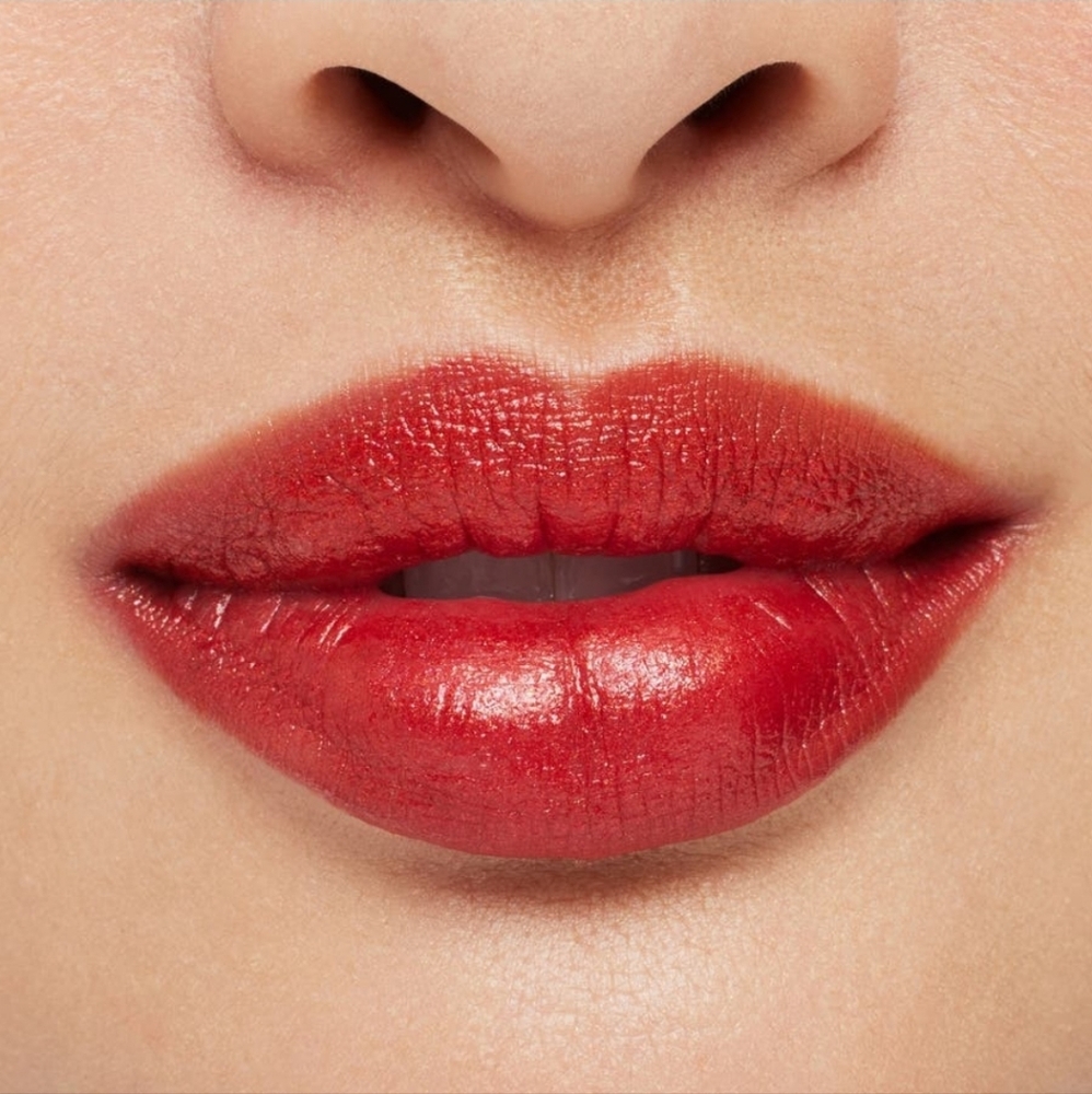 MAC Frost Lipstick LIMITED EDITION REGAL RED. BNIB - Picture 2 of 8